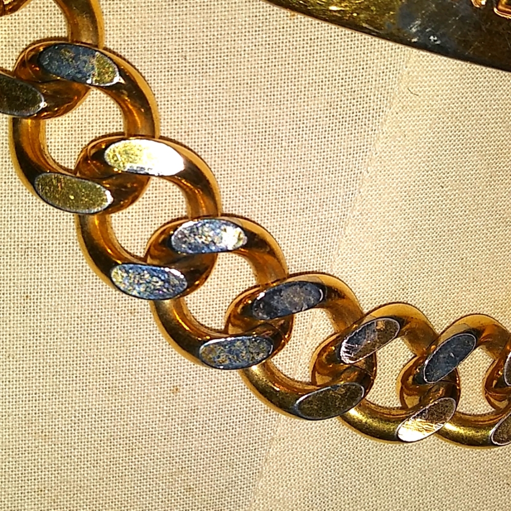 CHANEL CHAIN LINK BELT VINTAGE 36.5" (Listing 1 OF 2) - Picture 4 of 17